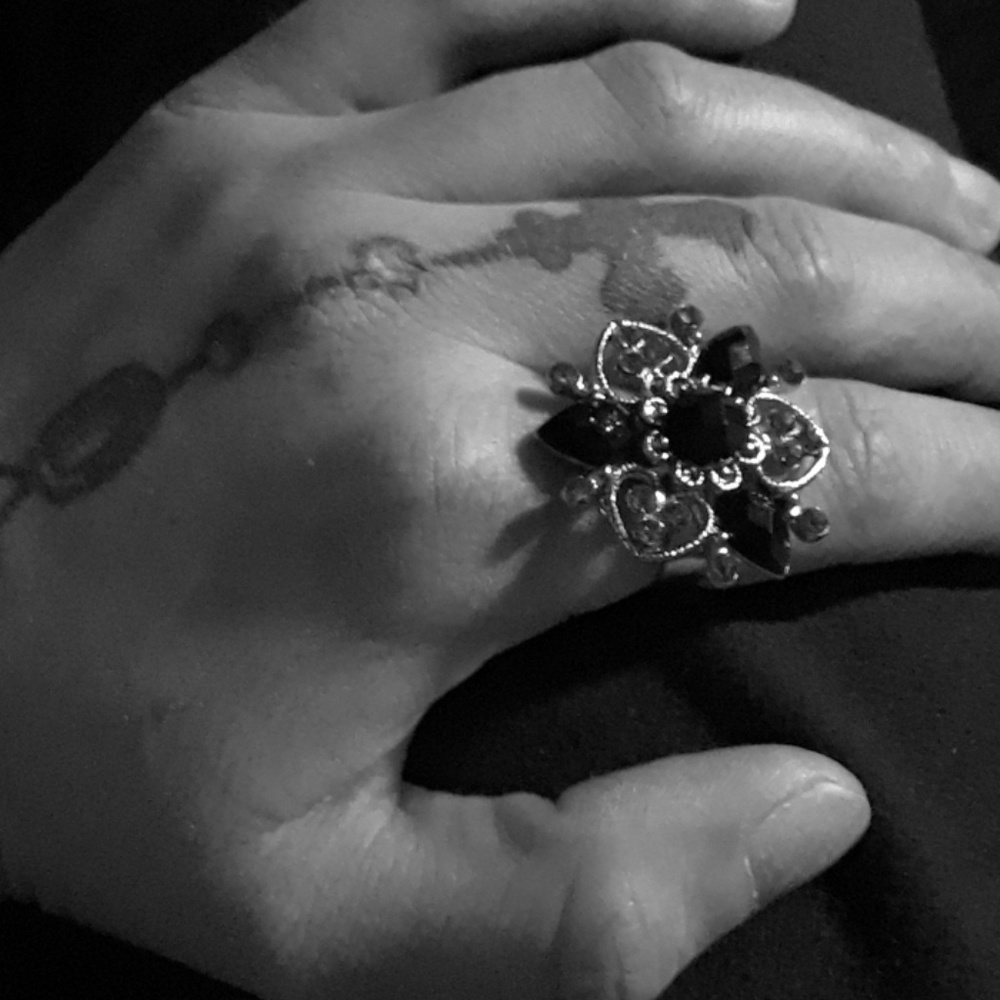 Costume jewlery